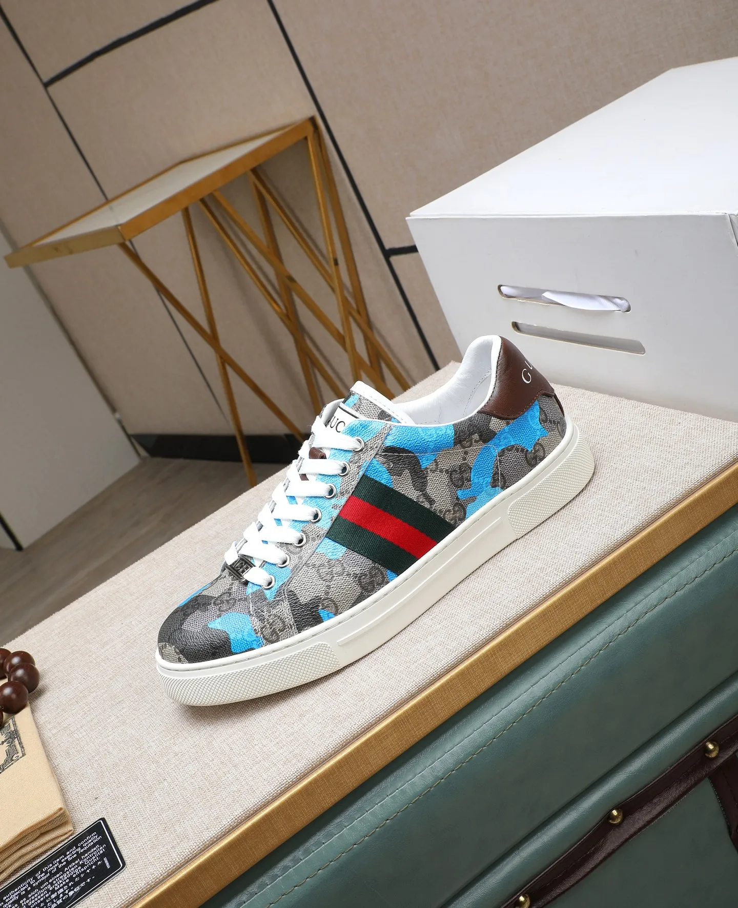 Men's men's shoes 💰440 GUCCI🔍🔍The latest model is on sale at the same time at the counter. Original calfskin imported from Italy, genuine leather lining, (high-end, noble, and classy) with exquisite workmanship. Sole: Original sole provided by the original factory, ⚠Exclusive double-layer movable molded sole super comfortable⚠, real shot 🎬The real thing is better🔍🔍"High quality·Follow the order" Code number 38-44